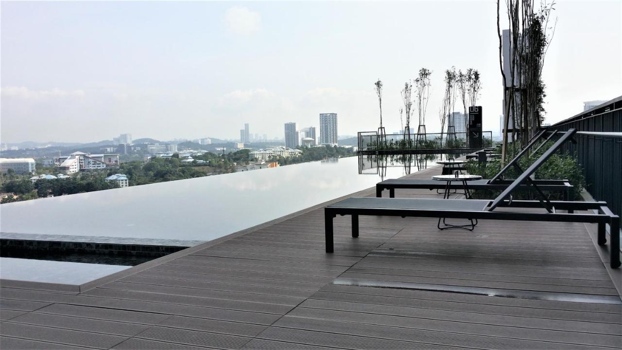 Urban Solitude At Tamarind Suite サイバージャヤ エクステリア 写真